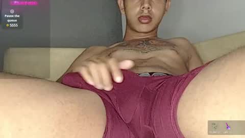 Snapshot of george_bigcock24cm chatting on 02-04-25, 10:55 george_bigcock24cm online show from 02-04-25, 10:55