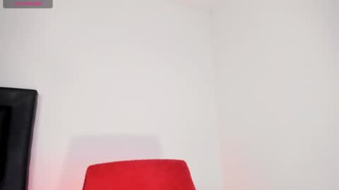 Snapshot of george_cams1 chatting on 06-17-26, 10:39 Jorge online show from 06-17-26, 10:39