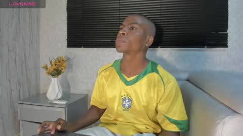 G E O R G E online show from 10-01-25, 02:50