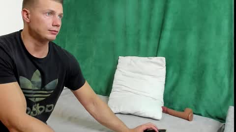 George my Fansly  online show from 01-02-25, 04:24