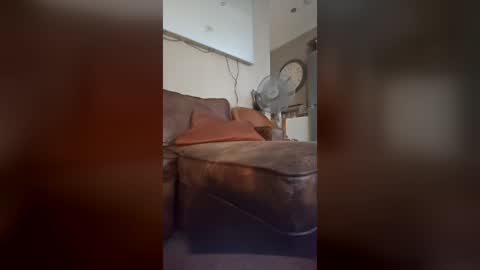 Snapshot of georgemac2405 chatting on 06-24-26, 06:40 georgemac2405 online show from 06-24-26, 06:40