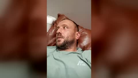 Snapshot of georgemac2405 chatting on 07-11-26, 12:13 georgemac2405 online show from 07-11-26, 12:13