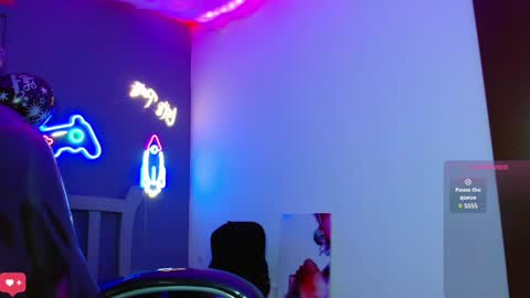 Snapshot of georgesmith_1 chatting on 01-13-25, 05:44 GEORGE online show from 01-13-25, 05:44