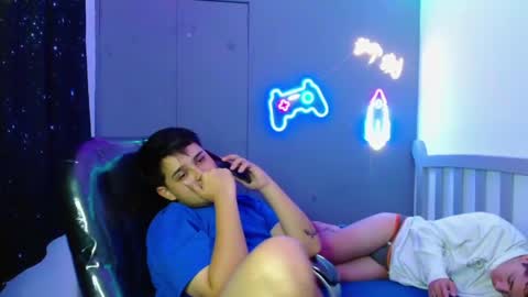 Snapshot of georgesmith_1 chatting on 01-15-25, 08:16 GEORGE online show from 01-15-25, 08:16