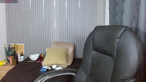 Snapshot of georgesmith_1 chatting on 06-06-26, 03:55 GEORGE online show from 06-06-26, 03:55