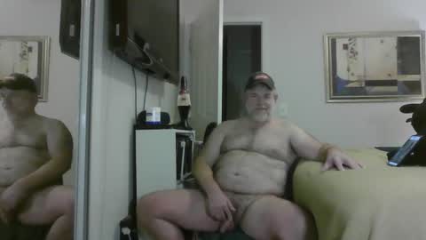 Snapshot of georgiagooner chatting on 07-08-26, 03:00 ProudGooner online show from 07-08-26, 03:00