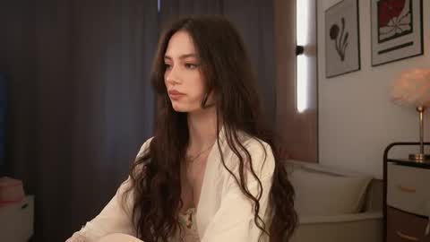Snapshot of georgiamorandi chatting on 05-12-26, 12:46 georgiamorandi online show from 05-12-26, 12:46