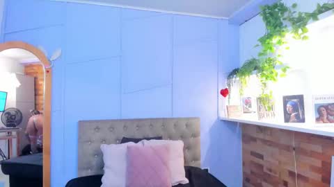 Georgina Coule online show from 01-13-26, 02:00