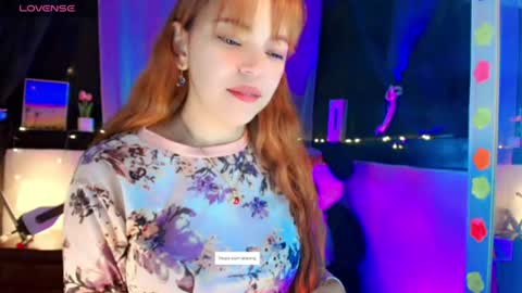 Snapshot of georgina_moschino chatting on 07-07-26, 03:42 georgina_moschino online show from 07-07-26, 03:42