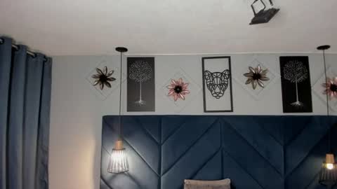 Snapshot of georgina_sensuelle chatting on 06-26-26, 10:52 Georgina online show from 06-26-26, 10:52