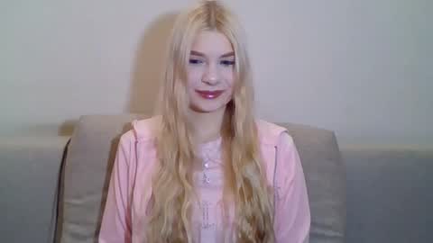 GeorginaClassy online show from 01-14-26, 03:28