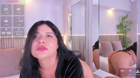 GeorginaReyes  online show from 04-11-26, 10:47