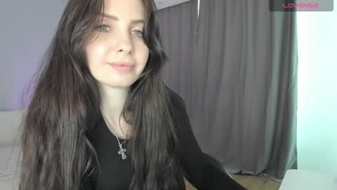 Snapshot of georginaroads chatting on 02-09-25, 12:52 GeorginaRoads online show from 02-09-25, 12:52