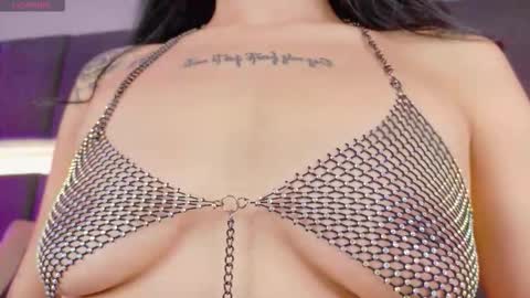 Snapshot of georginna_sins chatting on 12-04-25, 11:46 Kendal online show from 12-04-25, 11:46