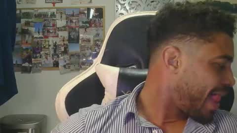 geovannygarrido91 online show from 12-22-25, 07:00