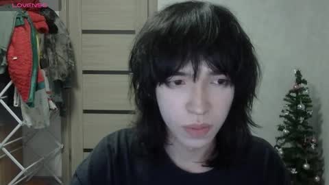 Snapshot of gerald_ice chatting on 04-19-26, 11:51 Gerald ice online show from 04-19-26, 11:51