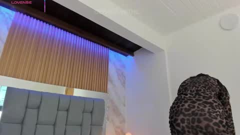 Snapshot of gerald_withe chatting on 02-03-26, 11:48 Gerald Withe online show from 02-03-26, 11:48