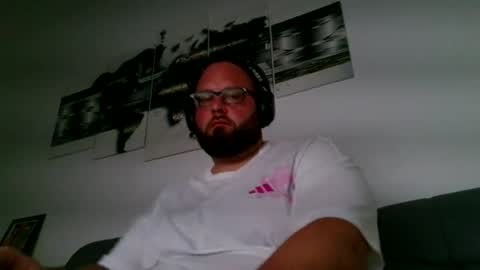 Snapshot of germandick0487 chatting on 07-03-26, 01:50 Phil online show from 07-03-26, 01:50