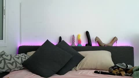 Nadine online show from 02-02-25, 08:08