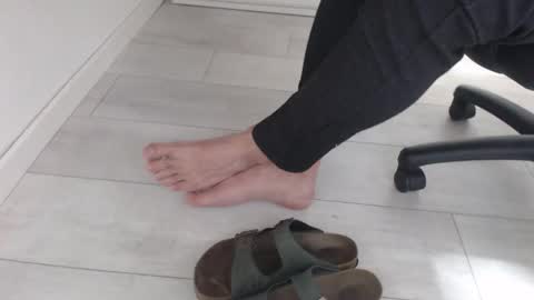 GermanSoleBro online show from 11-14-25, 07:29