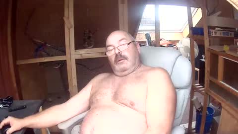 Snapshot of germany_50 chatting on 12-21-24, 02:15 germany_50 online show from 12-21-24, 02:15