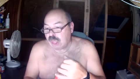 Snapshot of germany_50 chatting on 09-18-25, 04:25 germany_50 online show from 09-18-25, 04:25