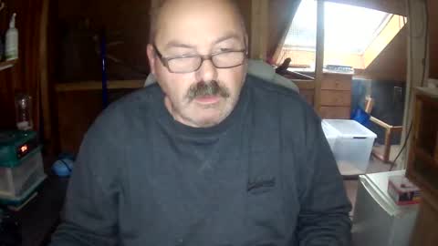 Snapshot of germany_50 chatting on 10-16-25, 04:30 germany_50 online show from 10-16-25, 04:30