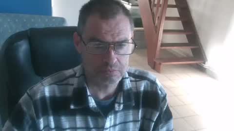 Snapshot of geronemo62 chatting on 11-30-25, 01:15 geronemo62 online show from 11-30-25, 01:15