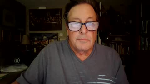 Snapshot of gerrardjj chatting on 09-30-25, 06:13 Jason online show from 09-30-25, 06:13