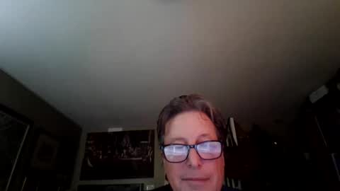 Snapshot of gerrardjj chatting on 10-10-25, 06:29 Jason online show from 10-10-25, 06:29