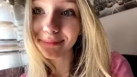 Sophie online show from 07-03-26, 05:58