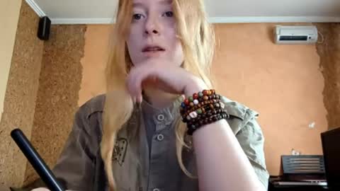 Snapshot of gertrudisturbe chatting on 05-04-26, 04:08 Kate online show from 05-04-26, 04:08