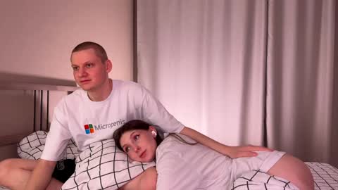 Snapshot of gethigh_ chatting on 12-10-24, 08:49 Liz and Mark online show from 12-10-24, 08:49