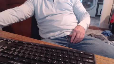 Snapshot of gethoggy chatting on 10-30-25, 06:52 gethoggy online show from 10-30-25, 06:52