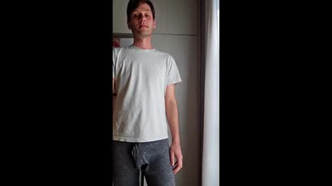 Snapshot of ggggu495826 chatting on 02-09-26, 05:28 ggggu495826 online show from 02-09-26, 05:28