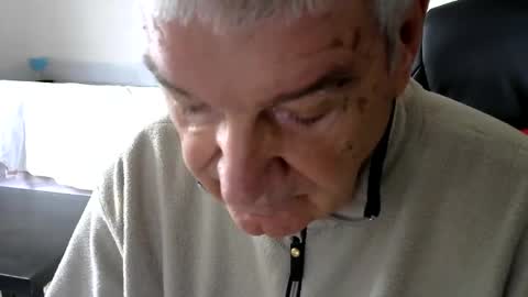 Gisse online show from 03-01-25, 01:07