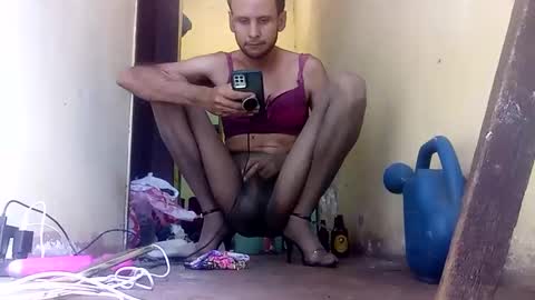 Gaby online show from 09-08-25, 04:17