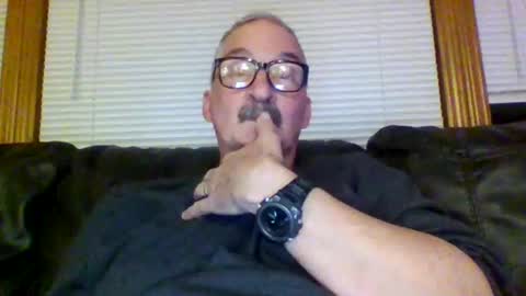 ghost2534 online show from 12-19-24, 06:23