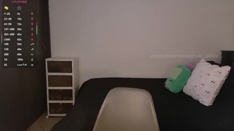 Im Jenn Next stream Monday - start -5 GMT online show from 10-13-25, 09:48