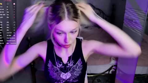 violeta online show from 04-30-26, 04:24