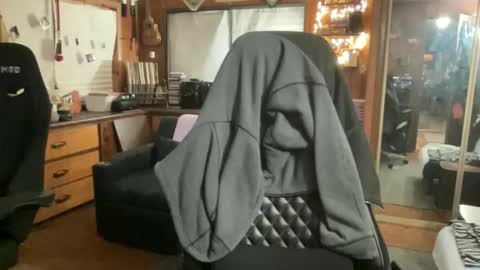 Snapshot of ghostboygbc chatting on 04-30-26, 03:24 ghostboygbc online show from 04-30-26, 03:24