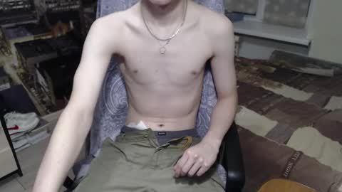 Snapshot of ghostfacefriends chatting on 12-08-24, 03:56 Fedya online show from 12-08-24, 03:56