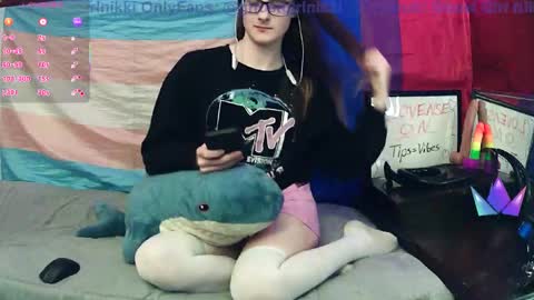 Snapshot of ghostgirlnikki chatting on 11-24-25, 06:13 Ghost Girl Nikki online show from 11-24-25, 06:13