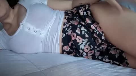 Snapshot of gia_is_horny chatting on 03-05-25, 11:38 The Queen of Squirt online show from 03-05-25, 11:38