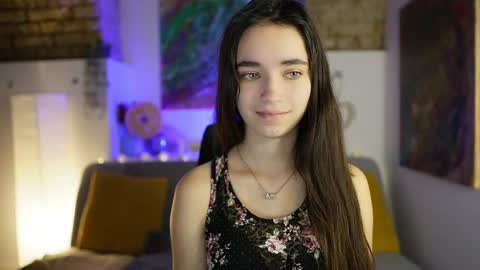 Gia Paige18 online show from 12-17-24, 09:39