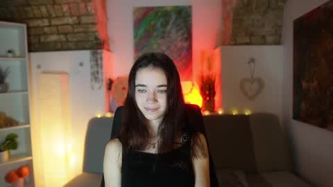 Gia Paige18 online show from 02-04-25, 12:22
