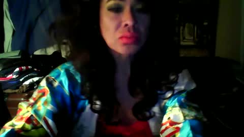 Snapshot of giacarrera143 chatting on 12-24-24, 02:22 Asian Delight Gia online show from 12-24-24, 02:22