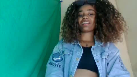 Snapshot of gialbloody chatting on 07-12-26, 10:28 gialbloody online show from 07-12-26, 10:28