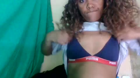 Snapshot of gialbloody chatting on 07-16-26, 09:54 gialbloody online show from 07-16-26, 09:54