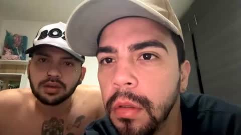 Snapshot of gianbenz chatting on 07-29-26, 02:59 gianbenz online show from 07-29-26, 02:59